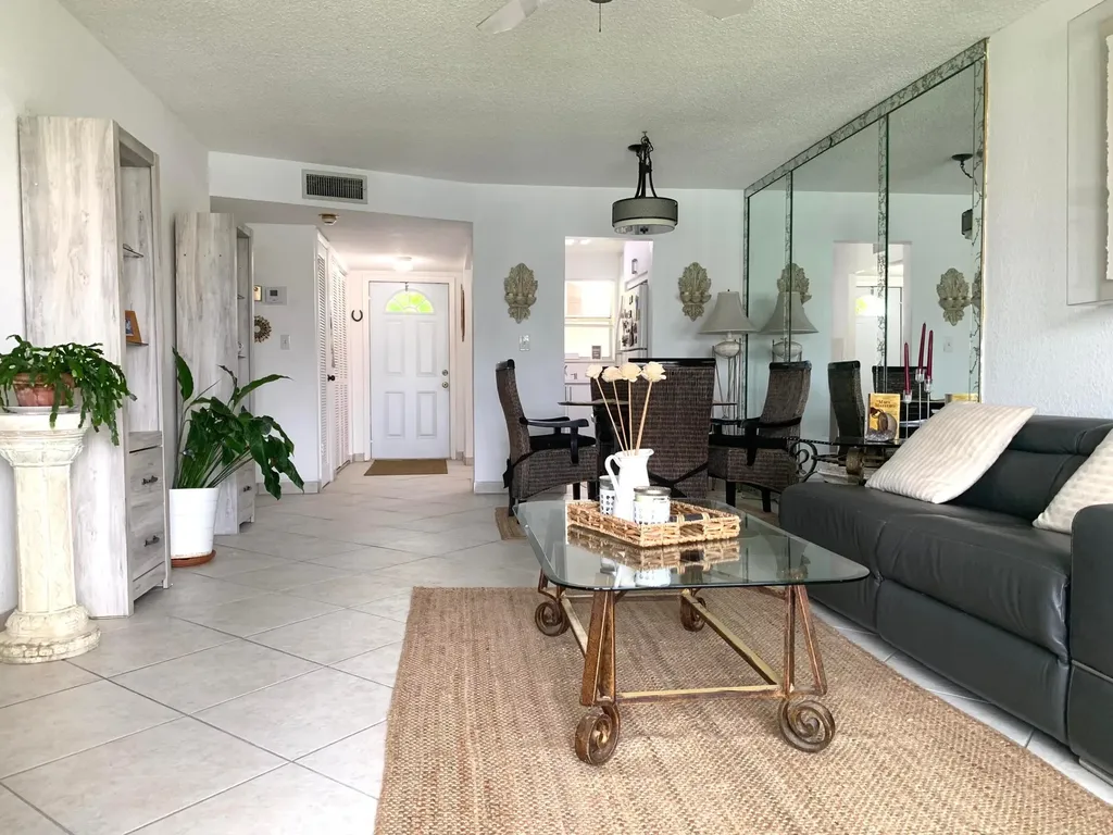 2801 N Pine Island Road Sunrise FL 33322