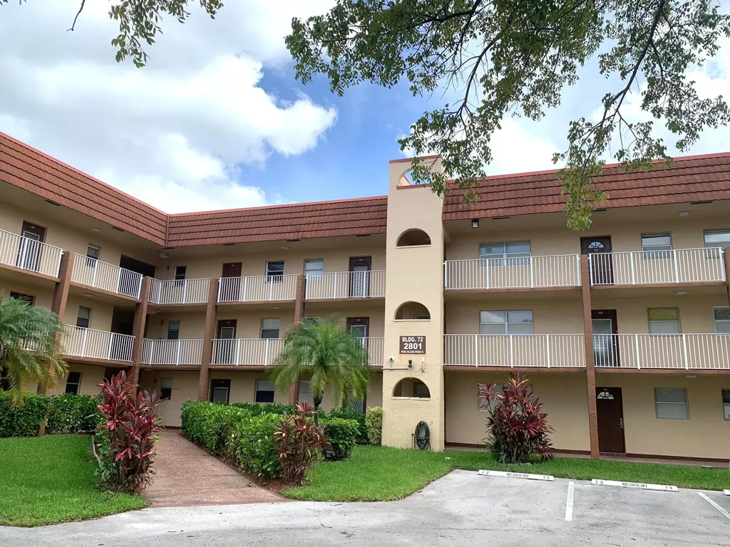 2801 N Pine Island Road Sunrise FL 33322