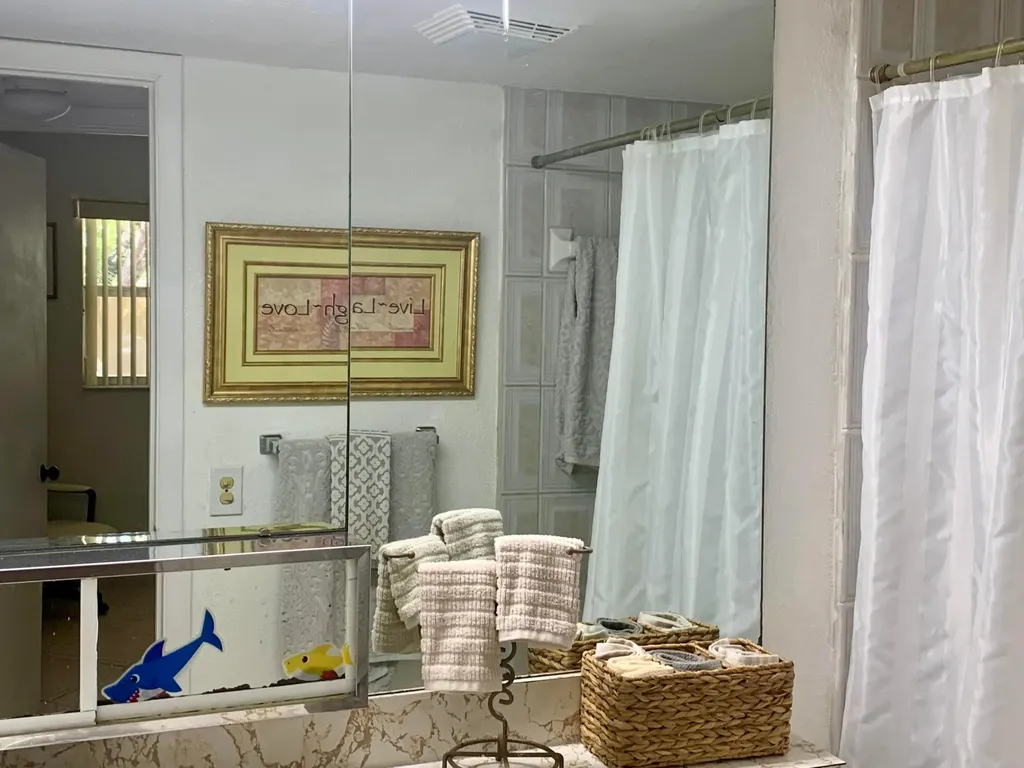 2801 N Pine Island Road Sunrise FL 33322