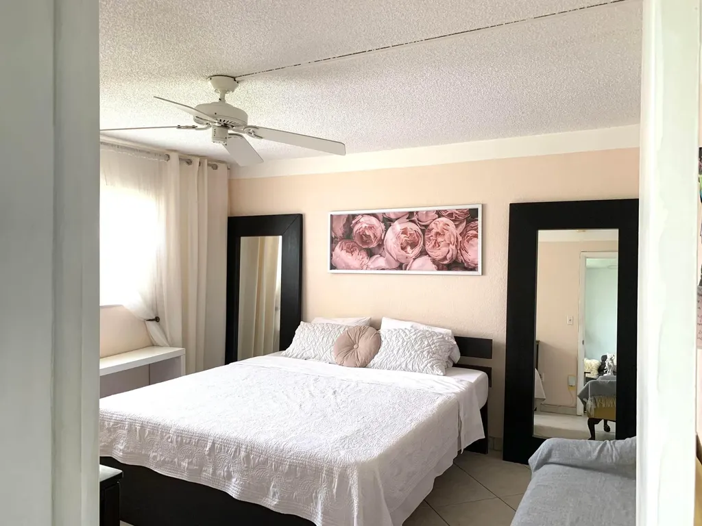 2801 N Pine Island Road Sunrise FL 33322