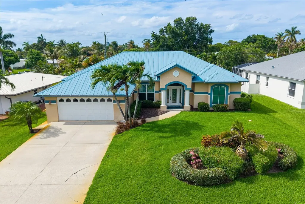512 SW South Carolina Drive Stuart FL 34994