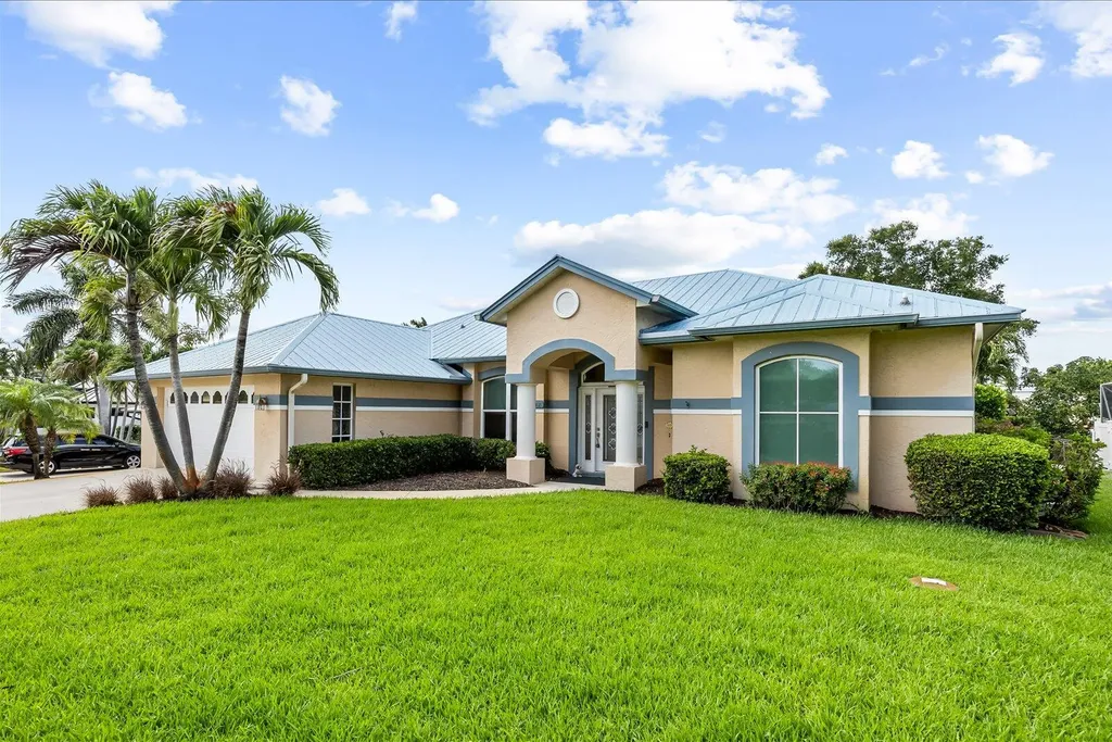 512 SW South Carolina Drive Stuart FL 34994