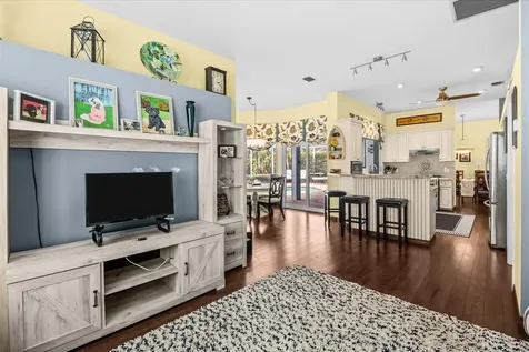 512 SW South Carolina Drive Stuart FL 34994