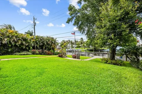 512 SW South Carolina Drive Stuart FL 34994
