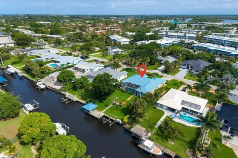 512 SW South Carolina Drive Stuart FL 34994