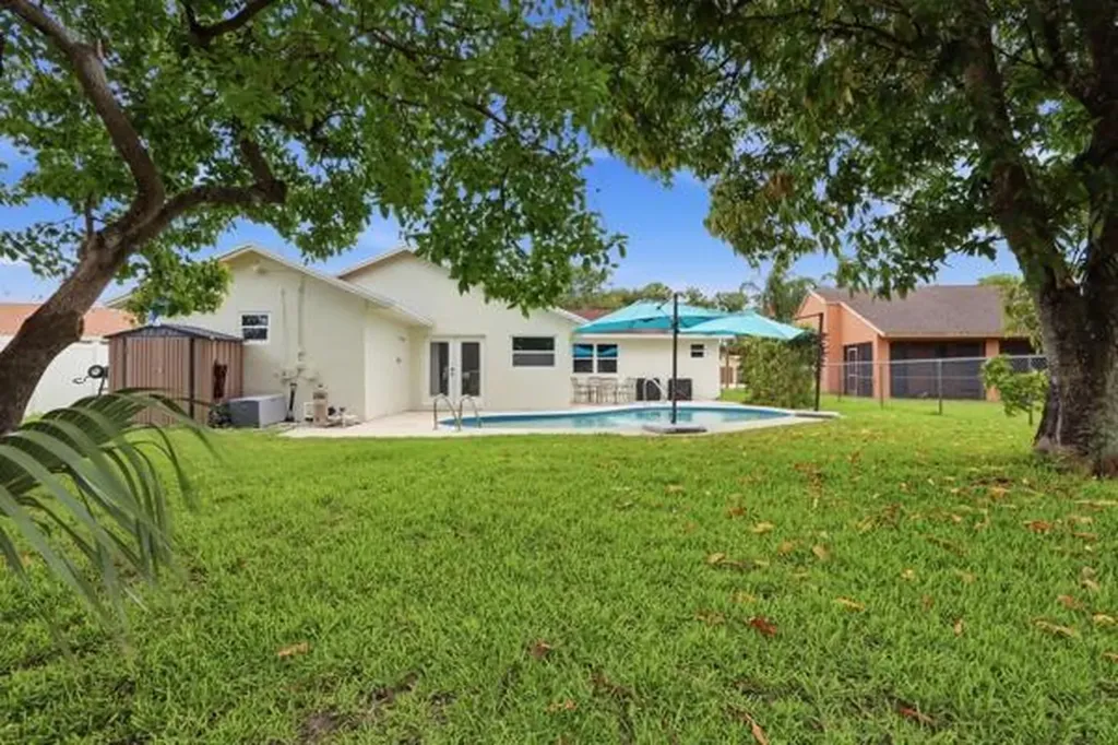 140 Bilbao Street Royal Palm Beach FL 33411