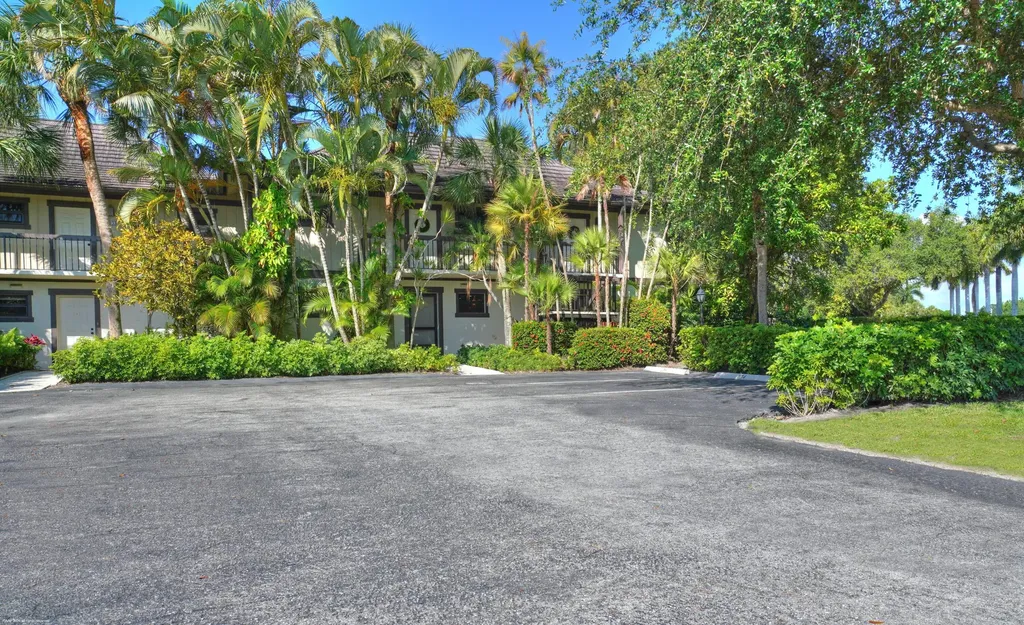 13334 Polo Club Road Wellington FL 33414