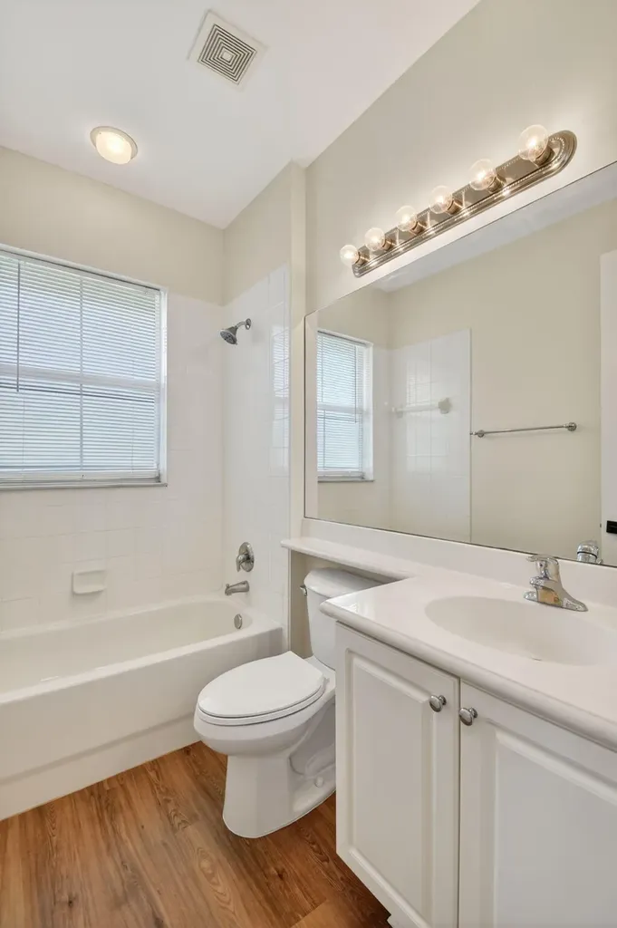 1363 Piazza Delle Boynton Beach FL 33426