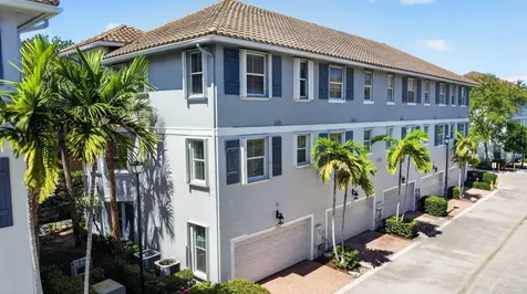 1363 Piazza Delle Boynton Beach FL 33426