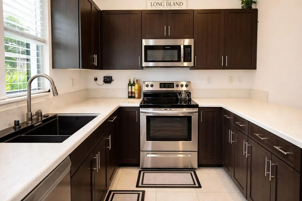 519 SW 19th Terrace Fort Lauderdale FL 33312