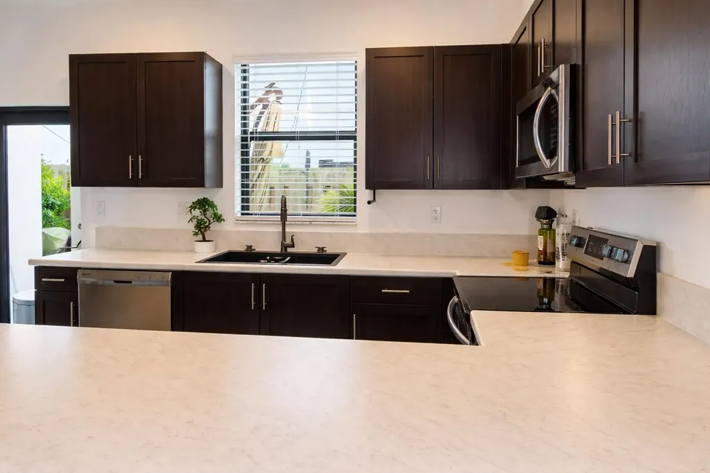 519 SW 19th Terrace Fort Lauderdale FL 33312
