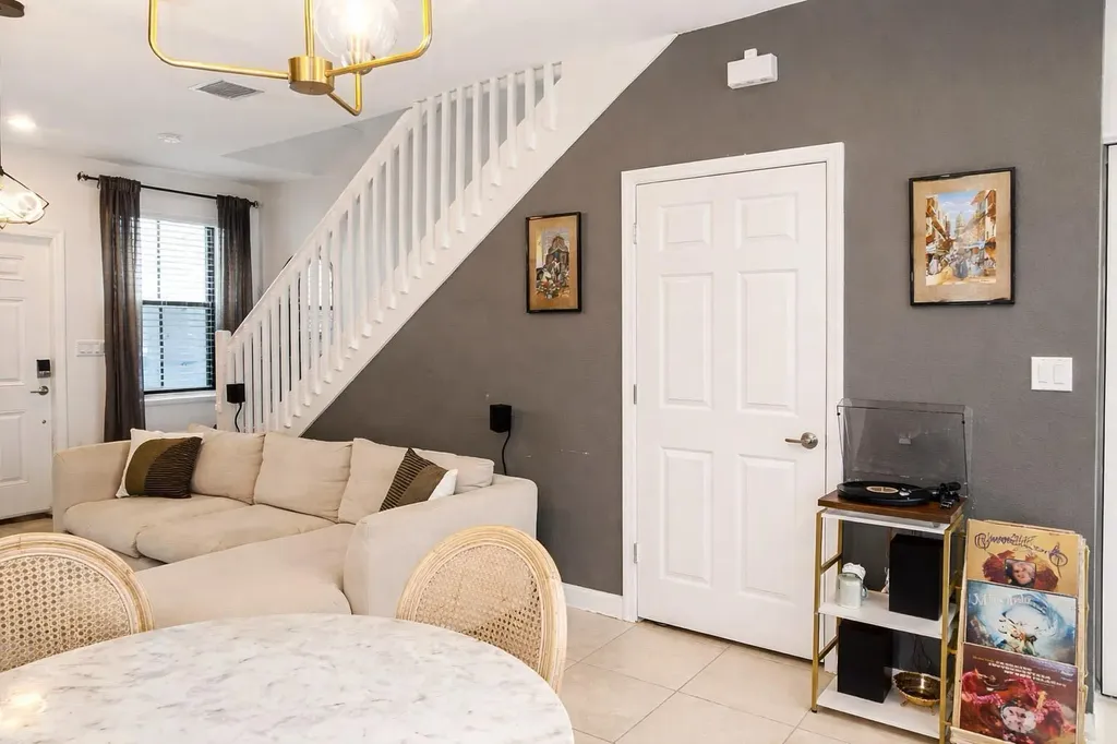 519 SW 19th Terrace Fort Lauderdale FL 33312