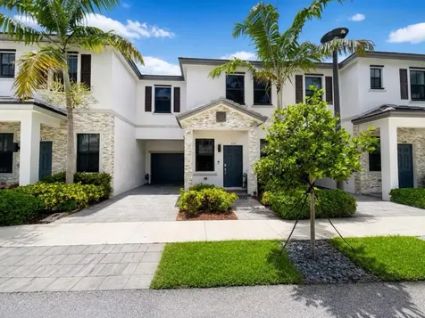 519 SW 19th Terrace Fort Lauderdale FL 33312