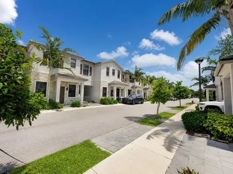 519 SW 19th Terrace Fort Lauderdale FL 33312