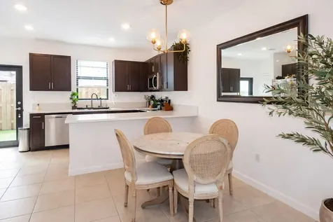 519 SW 19th Terrace Fort Lauderdale FL 33312