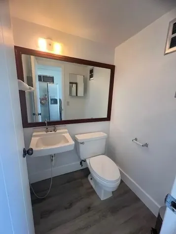 289 E Oakland Park Boulevard Oakland Park FL 33334