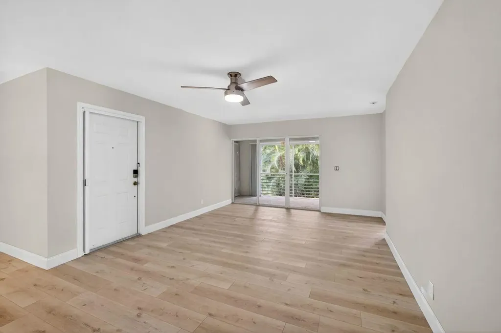 12416 Alternate A1a Palm Beach Gardens FL 33410