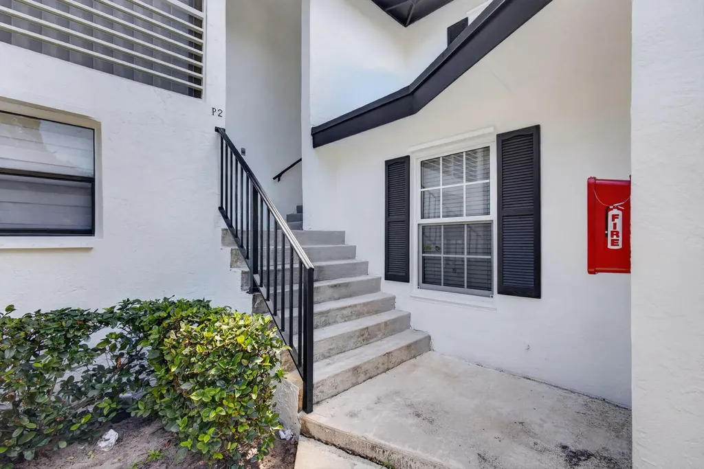 12416 Alternate A1a Palm Beach Gardens FL 33410
