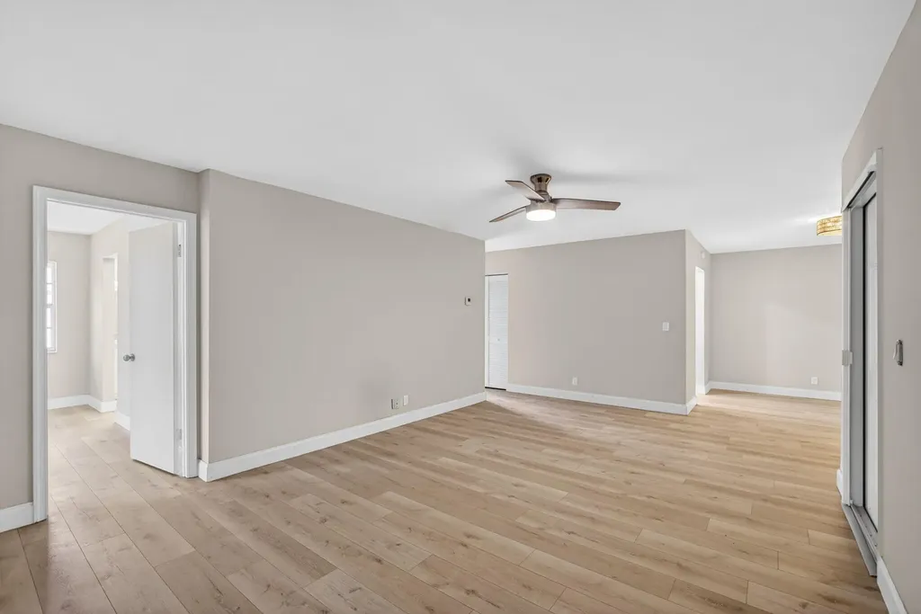 12416 Alternate A1a Palm Beach Gardens FL 33410