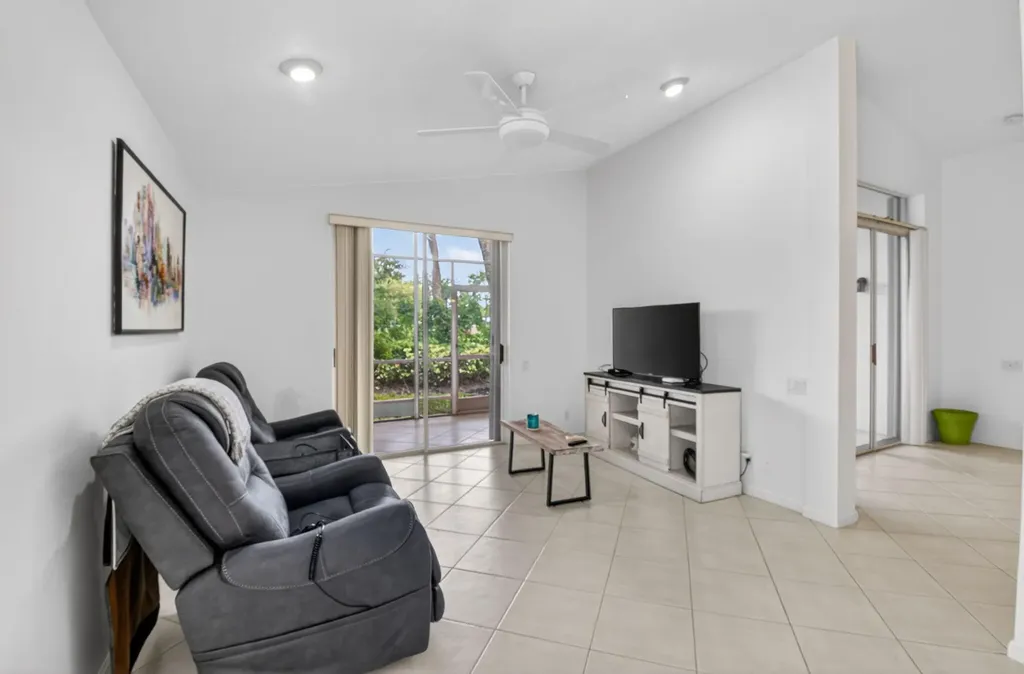 5304 Wycombe Avenue Boynton Beach FL 33437