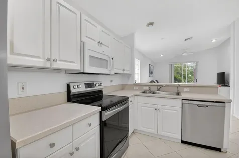 5304 Wycombe Avenue Boynton Beach FL 33437