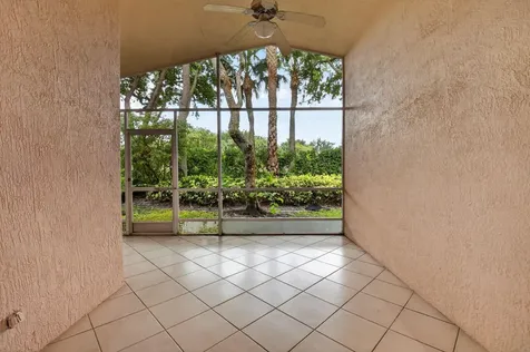 5304 Wycombe Avenue Boynton Beach FL 33437