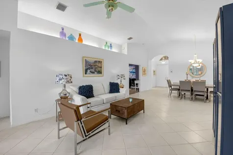 5304 Wycombe Avenue Boynton Beach FL 33437