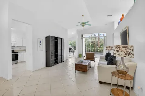 5304 Wycombe Avenue Boynton Beach FL 33437
