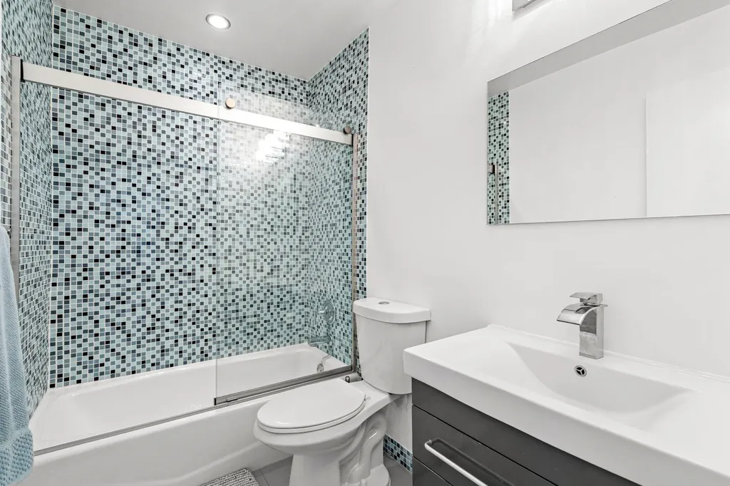 2361 SW 70th Avenue Davie FL 33317