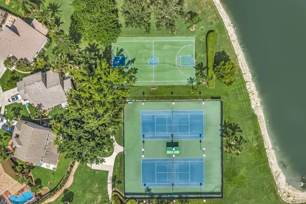 22492 Middletown Drive Boca Raton FL 33428