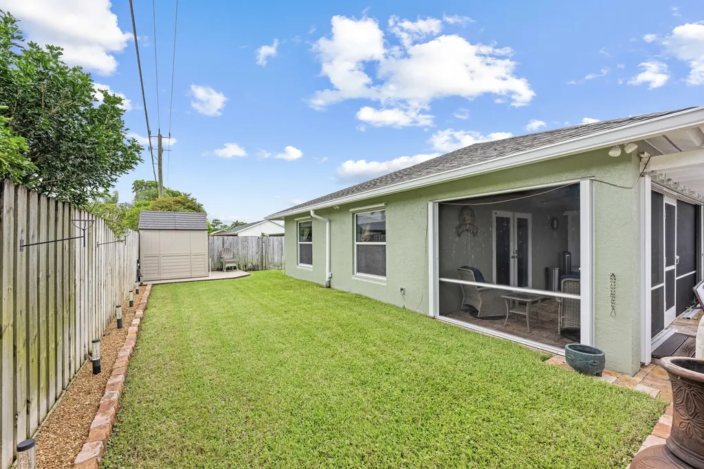 128 Banyan Circle Jupiter FL 33458