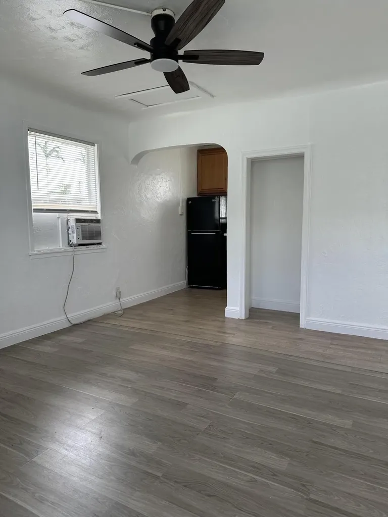 17 Detroit Street Lake Worth FL 33461