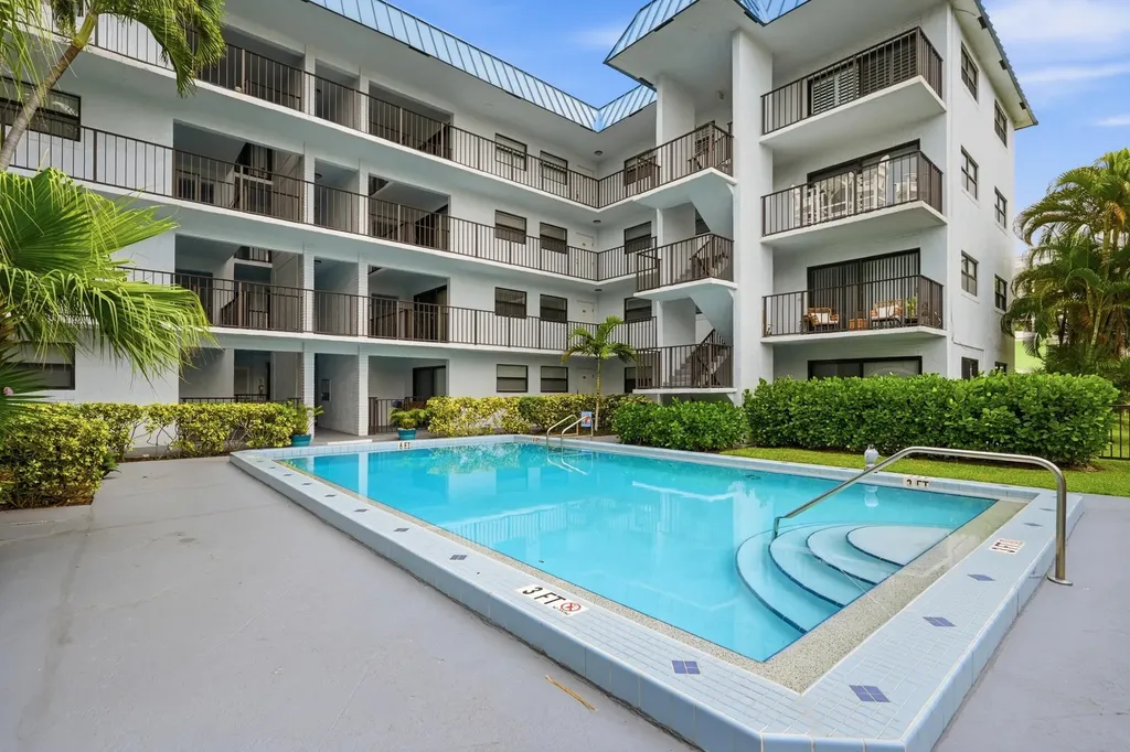 1975 SE 3rd Street Deerfield Beach FL 33441