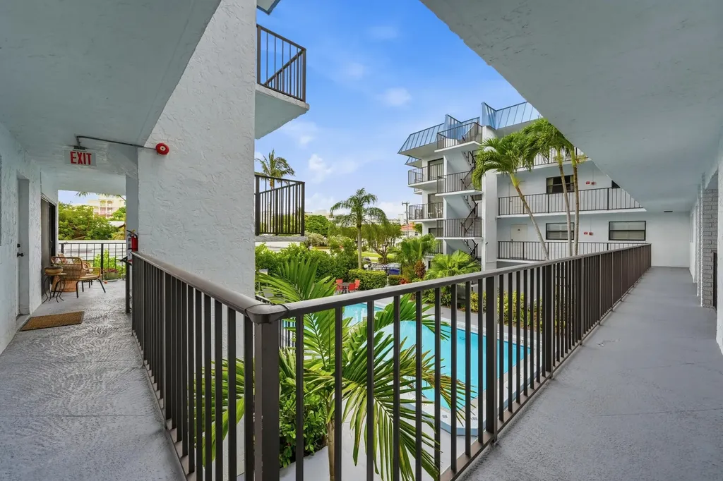 1975 SE 3rd Street Deerfield Beach FL 33441
