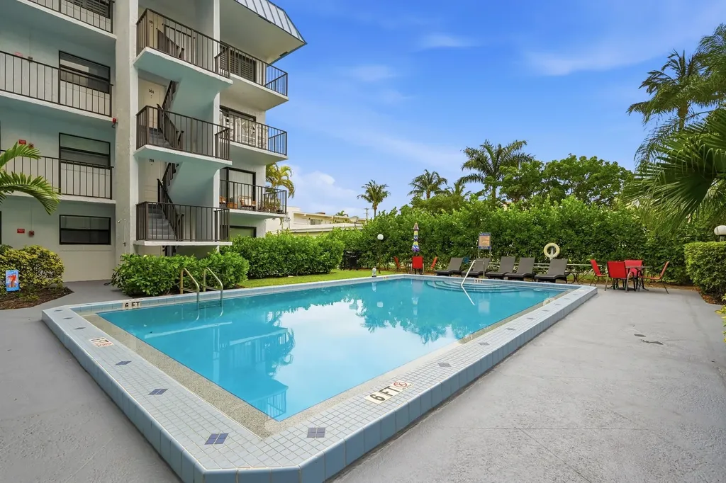 1975 SE 3rd Street Deerfield Beach FL 33441