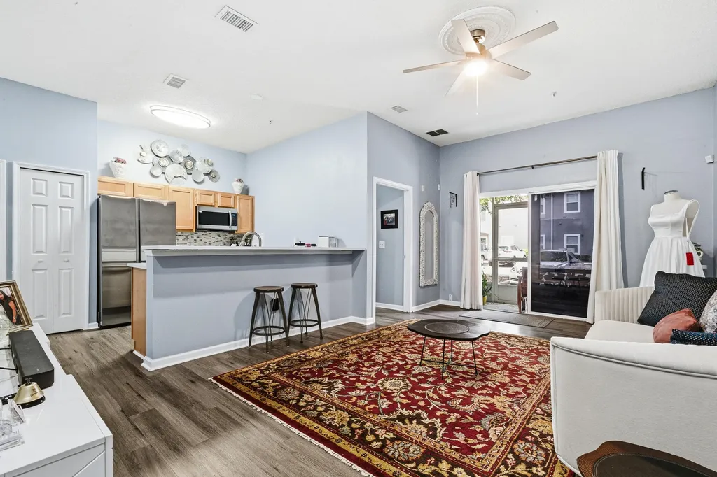6069 Maggies Circle Jacksonville FL 32244
