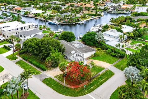 12019 N Edgewater Drive West Palm Beach FL 33410