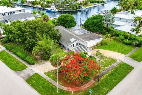 12019 N Edgewater Drive West Palm Beach FL 33410