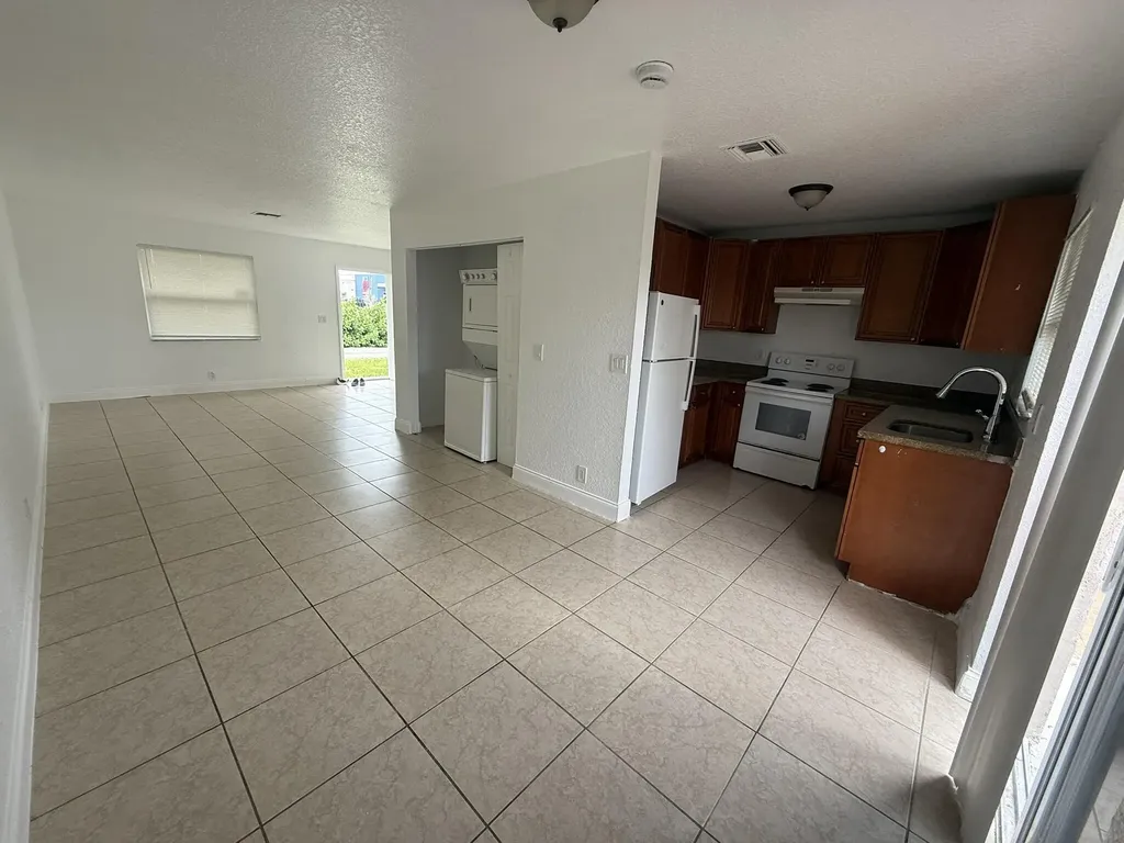 1420 Barton Road Lake Worth Beach FL 33460