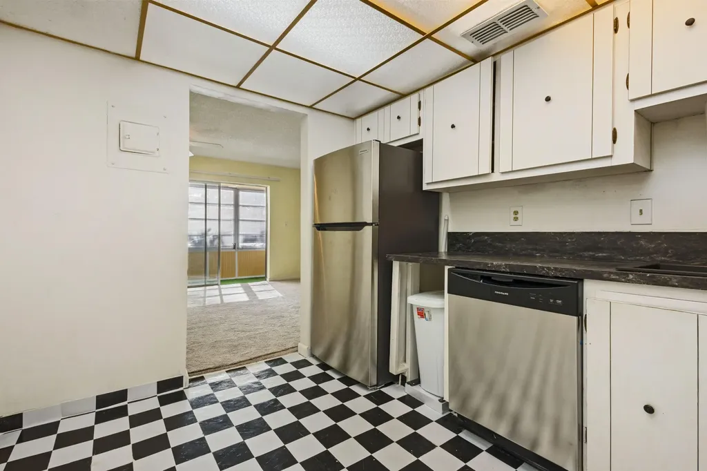 480 N Laurel Drive Margate FL 33063