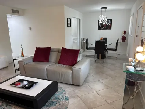 7233 Ashmont Circle Tamarac FL 33321