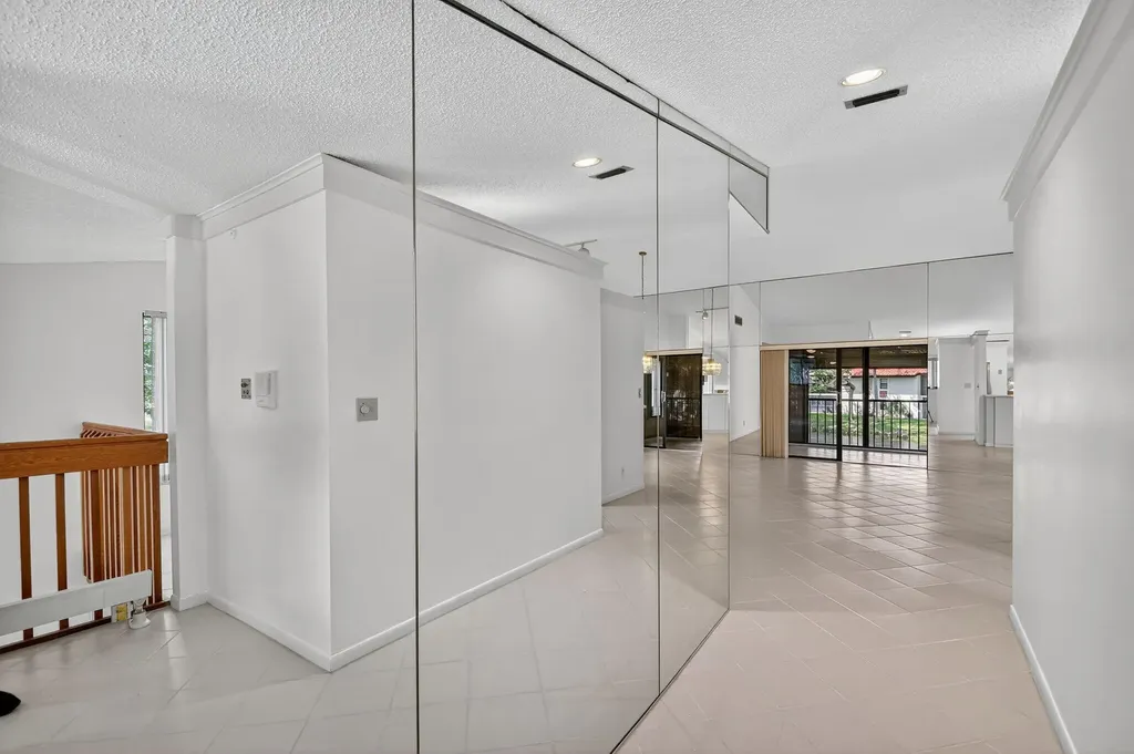 10631 Ocean Palm Way Boynton Beach FL 33437