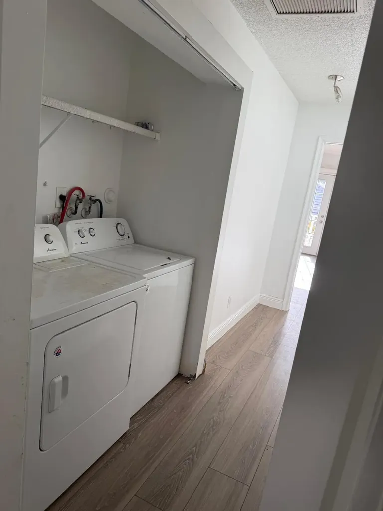 10939 W Broward Boulevard Plantation FL 33324