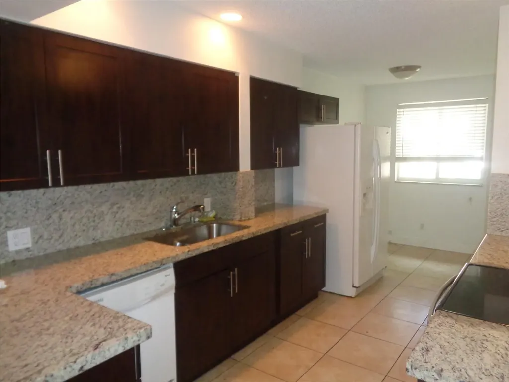 10939 W Broward Boulevard Plantation FL 33324