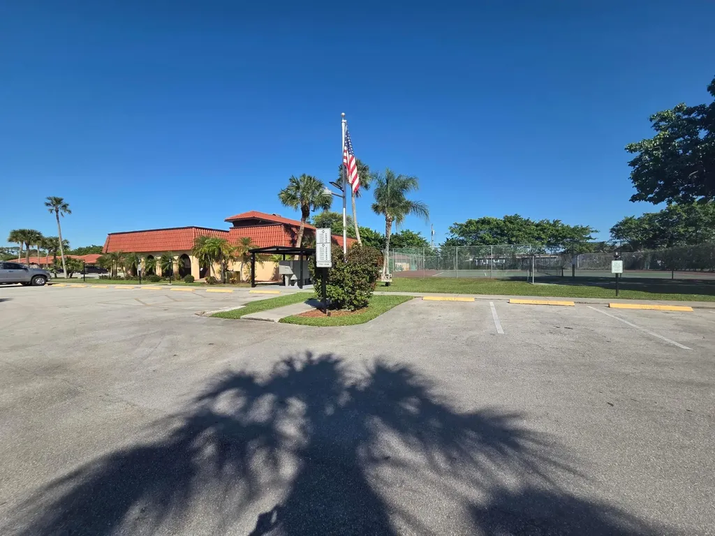 5975 Forest Hill Boulevard West Palm Beach FL 33415