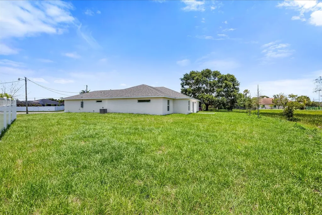 5315 NW Nail Court Port St Lucie FL 34986