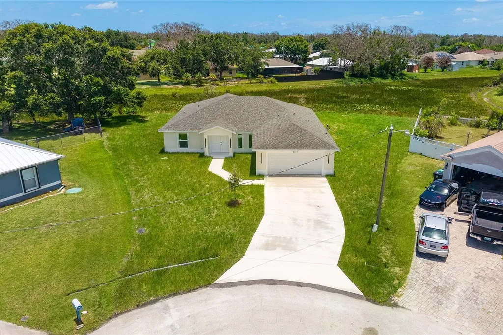 5315 NW Nail Court Port St Lucie FL 34986