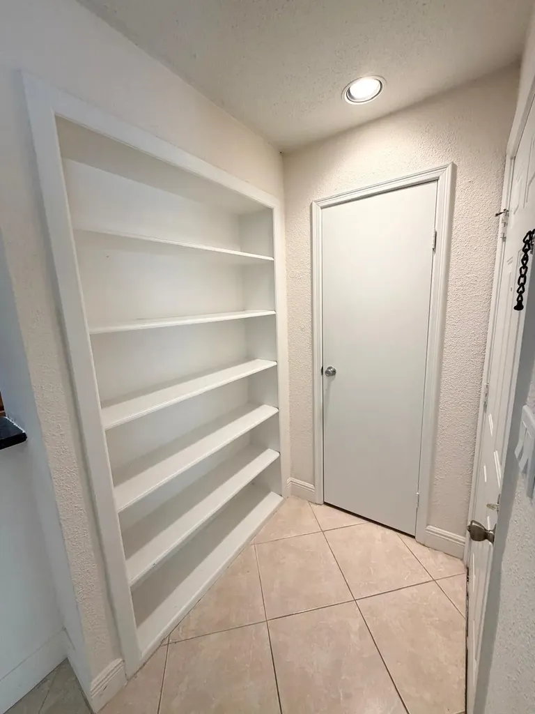 755 Riverside Drive Coral Springs FL 33071