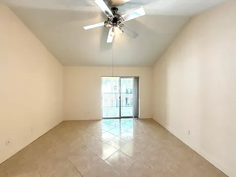 755 Riverside Drive Coral Springs FL 33071