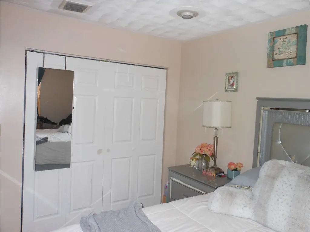 8706 NW 83rd Street Tamarac FL 33321